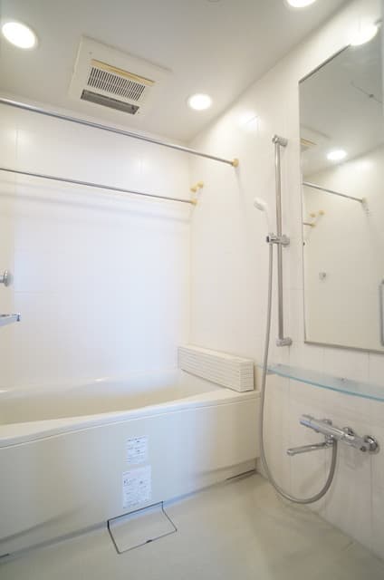 バス・シャワールーム 追い焚き・浴室乾燥・2025年10月室内リフォーム実施済み